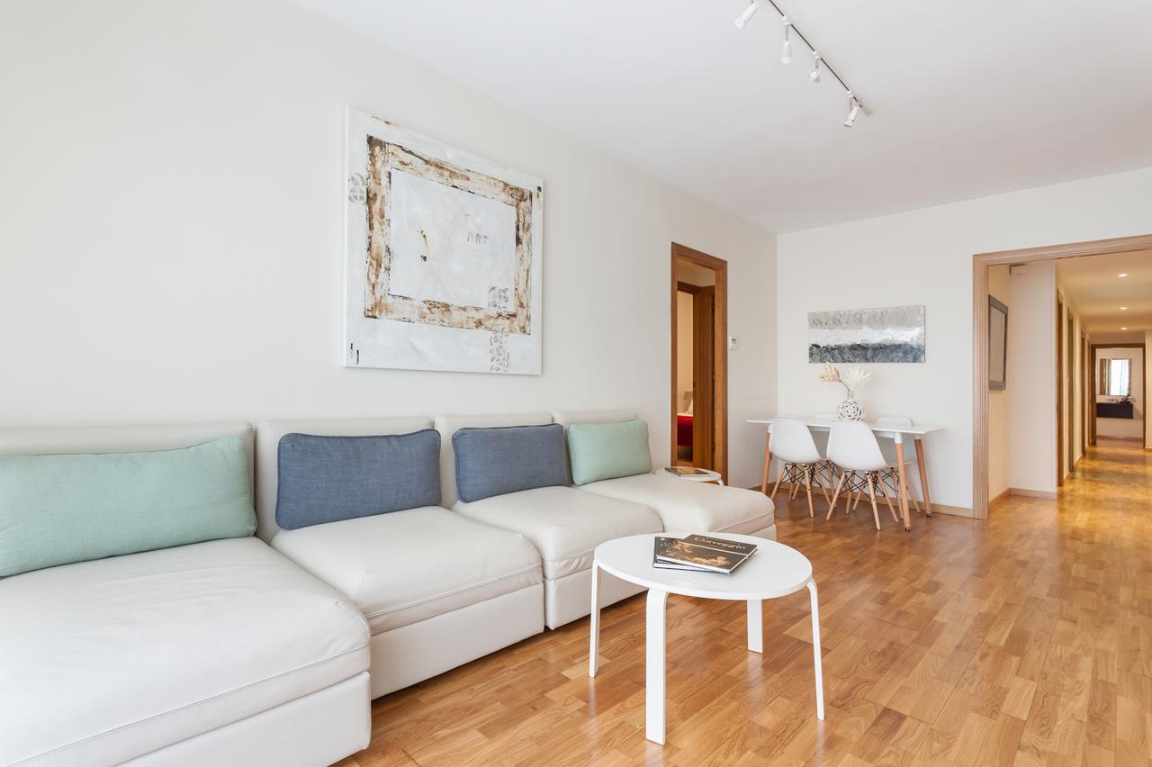 Art House Fira Apartments Barcelona Bagian luar foto