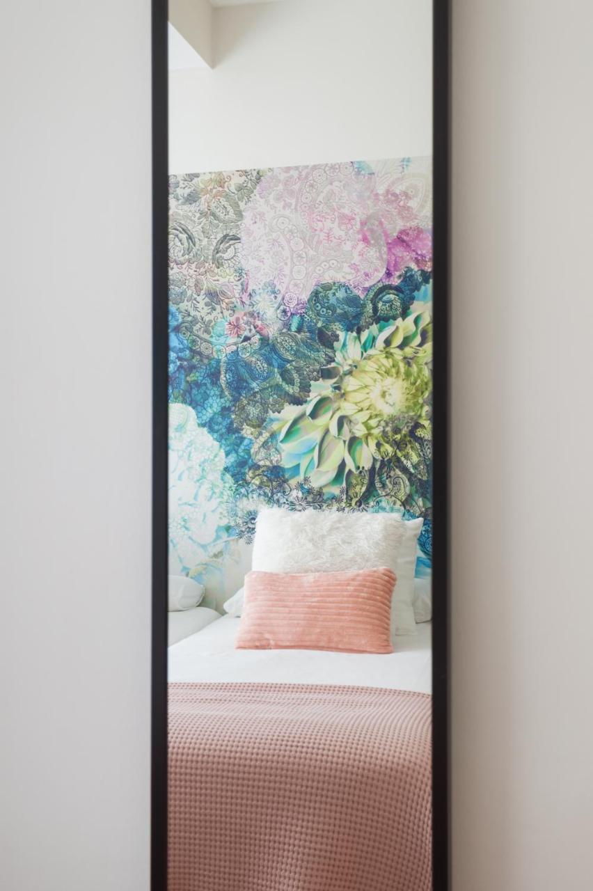 Art House Fira Apartments Barcelona Bagian luar foto