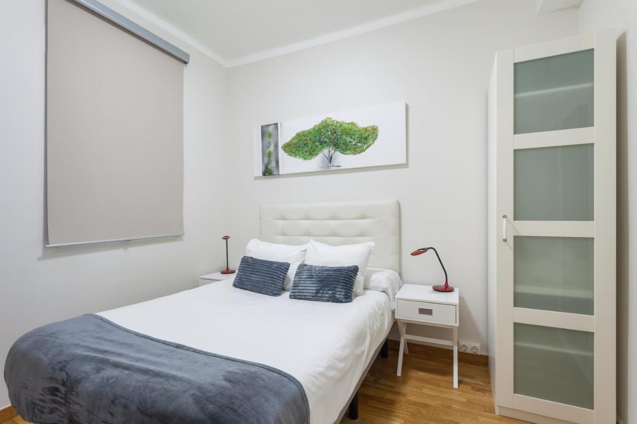 Art House Fira Apartments Barcelona Bagian luar foto